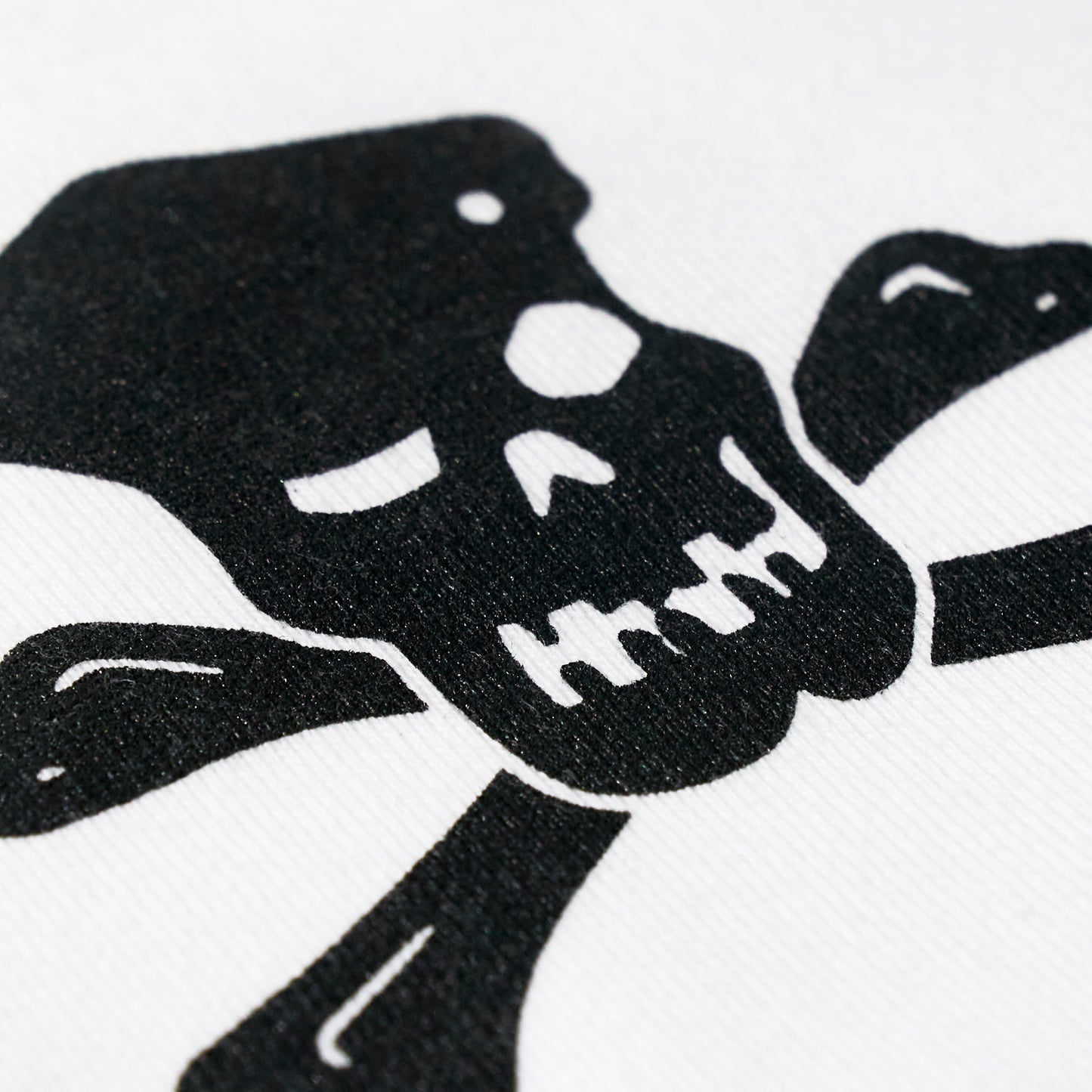 ROLLER L/S T-SHIRT | WHITE